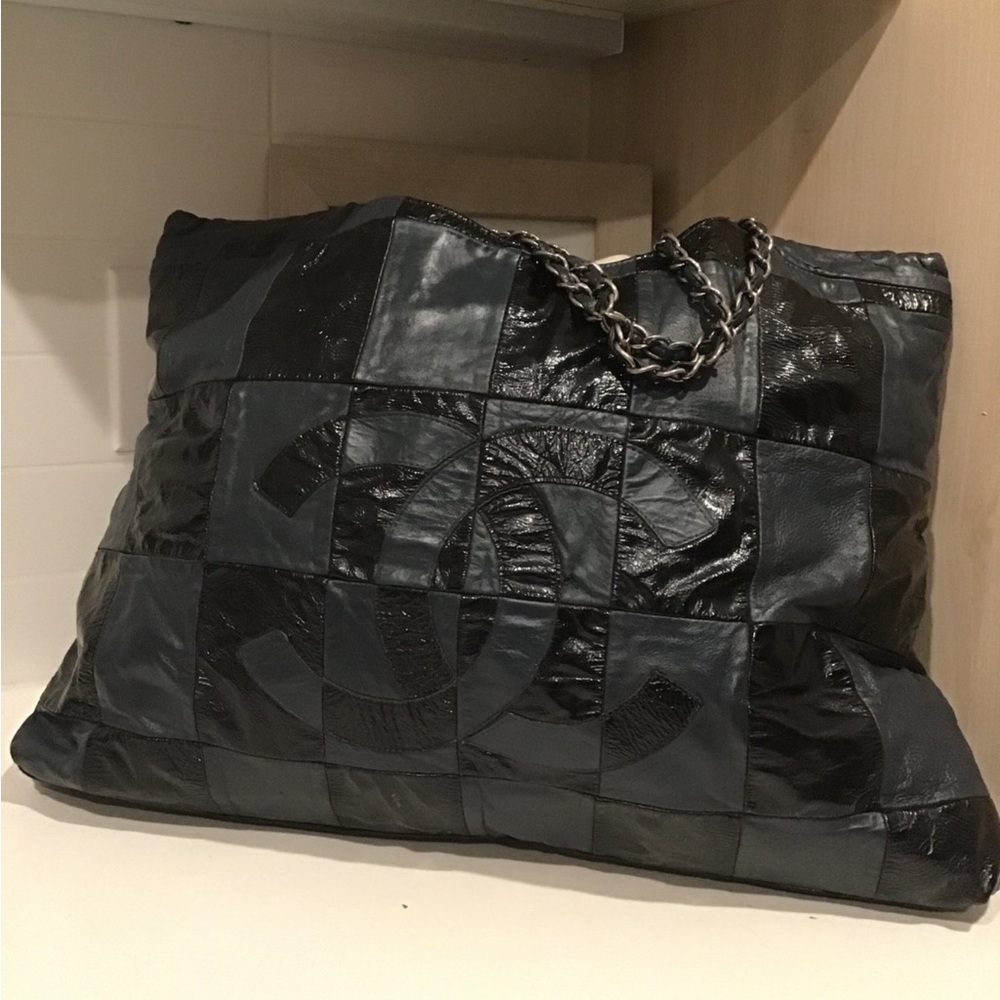 XL Chanel patched tote bag